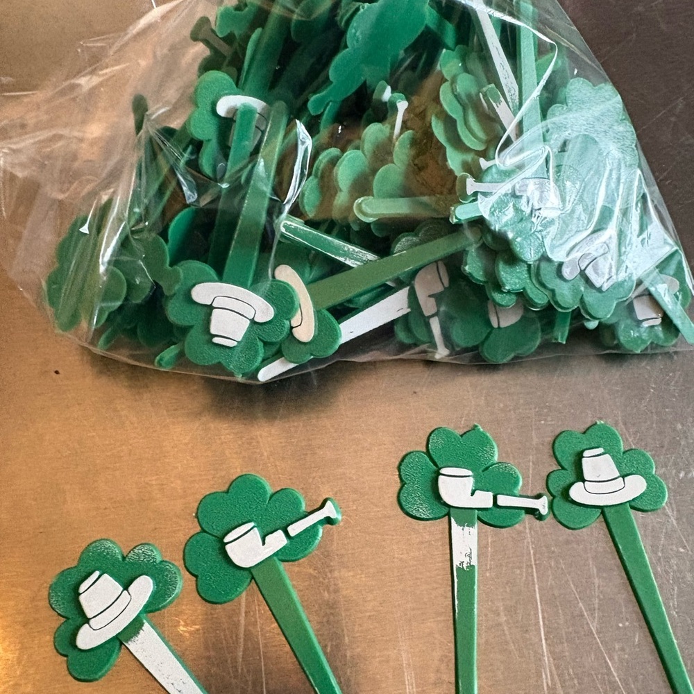 Green Shamrock Party Picks